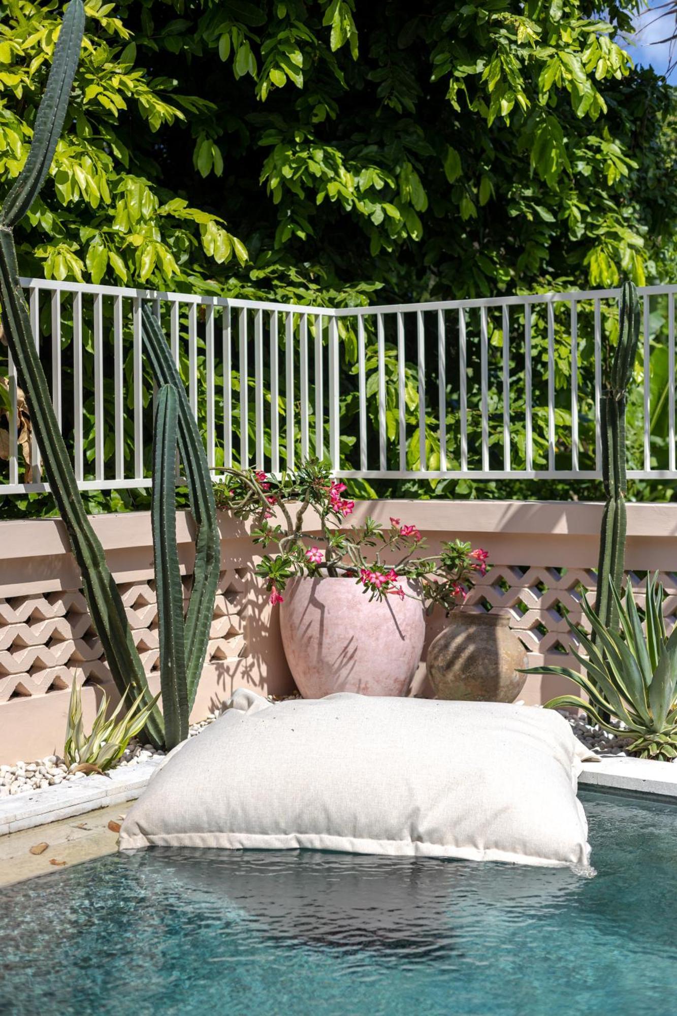 The Pink Joglo, A Cheerful 3Bdr Villa W/Pool And Rice-Field View. Dalung  Ngoại thất bức ảnh