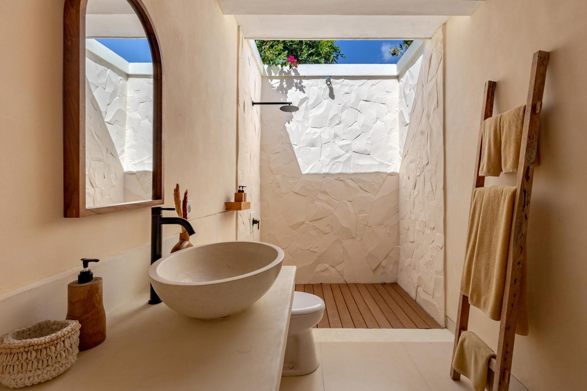The Pink Joglo, A Cheerful 3Bdr Villa W/Pool And Rice-Field View. Dalung  Ngoại thất bức ảnh